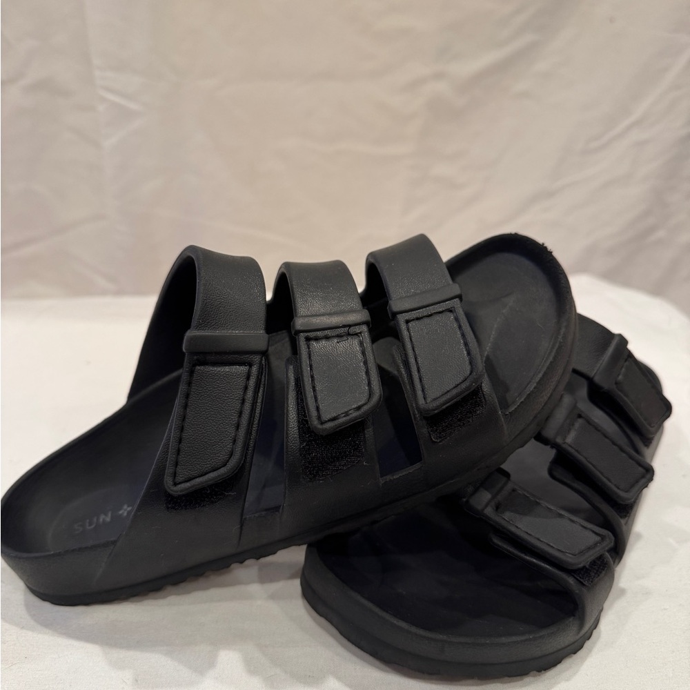 Sun + Stone Black Kids Sandals